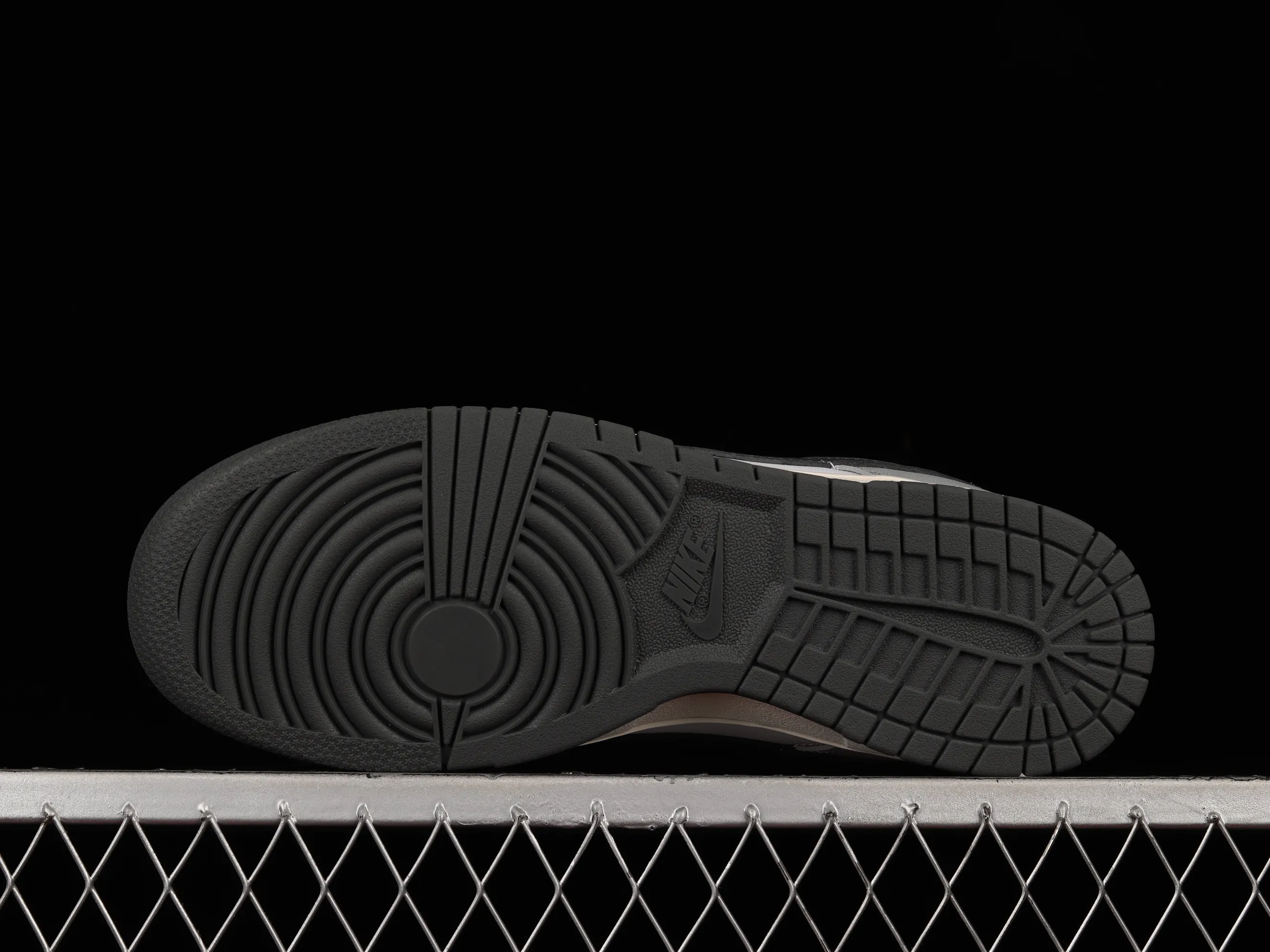 All categories Nk SB Dunk series Nk SB Dunk Low low-top sneakers F version special price Nk Dunk Low "Light Smoke Grey" white gray SB low-top sports and leisure sneakers DD1503-117